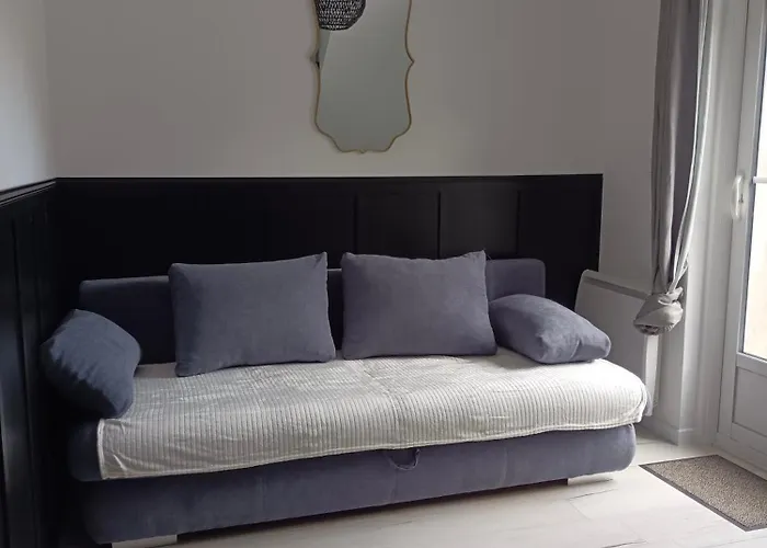 Country house Au 112, Meublee Estrees-Saint-Denis